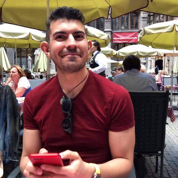 Meet your Posher, Rodolfo - Picture 1 of 1